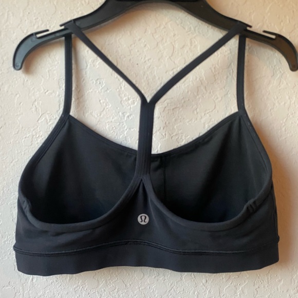 Lululemon Flow Y Bra *Nulu in Black ~ Size 8 - Picture 4 of 6